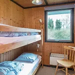 6 Person In Toftlund-by Traum